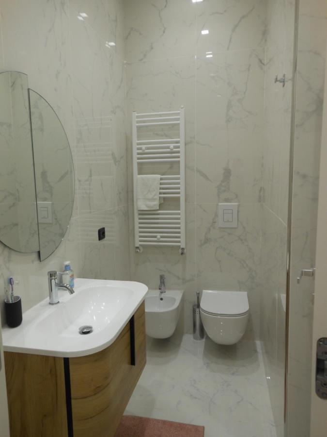 New Rooms Center Bari Exterior foto