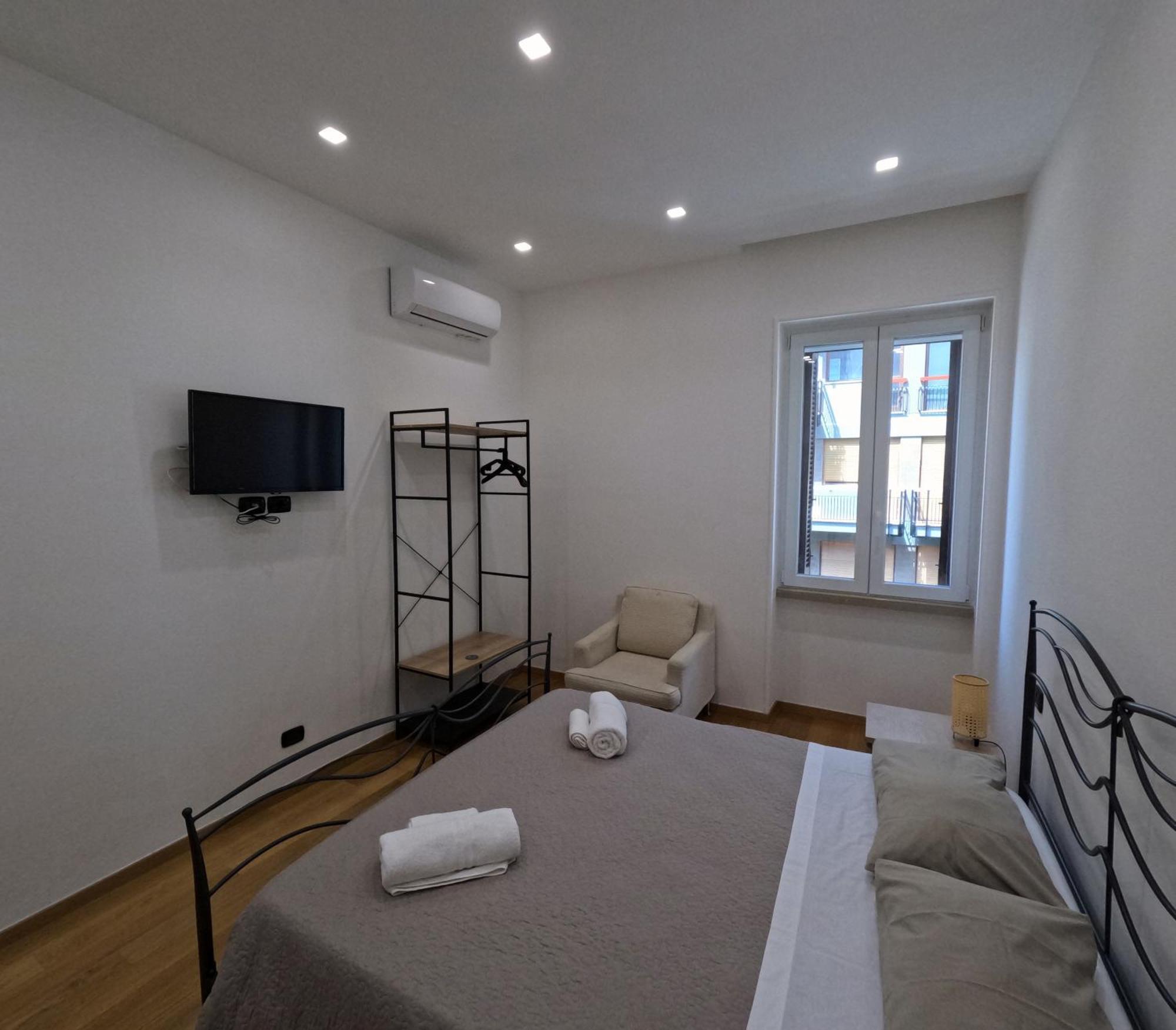 New Rooms Center Bari Exterior foto