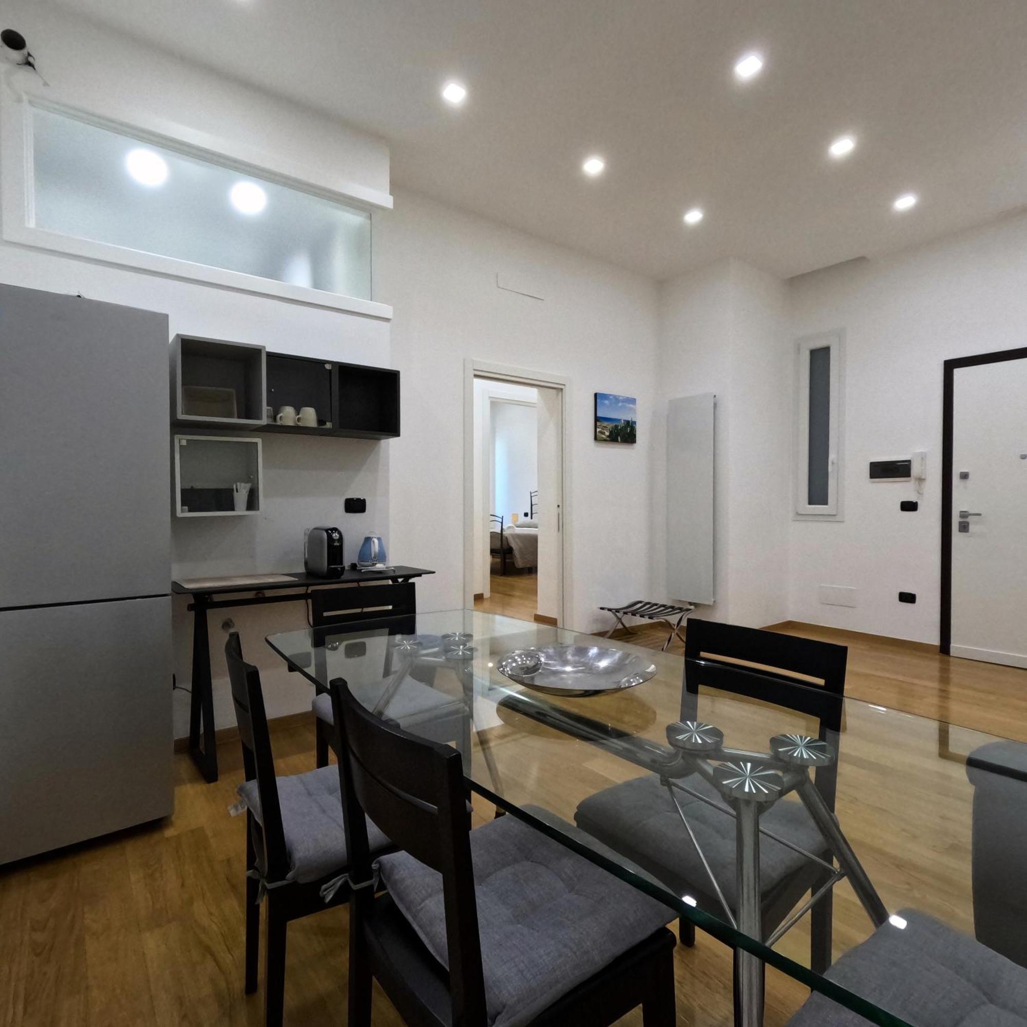 New Rooms Center Bari Exterior foto